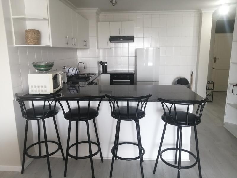 To Let 1 Bedroom Property for Rent in Gardens Western Cape